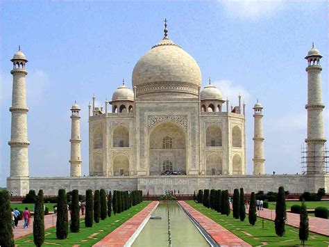 famous buildings in india|Taj Mahal .